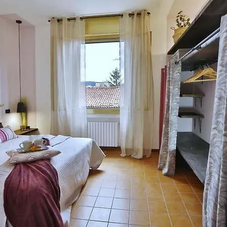 Rosadisera Apartment *
